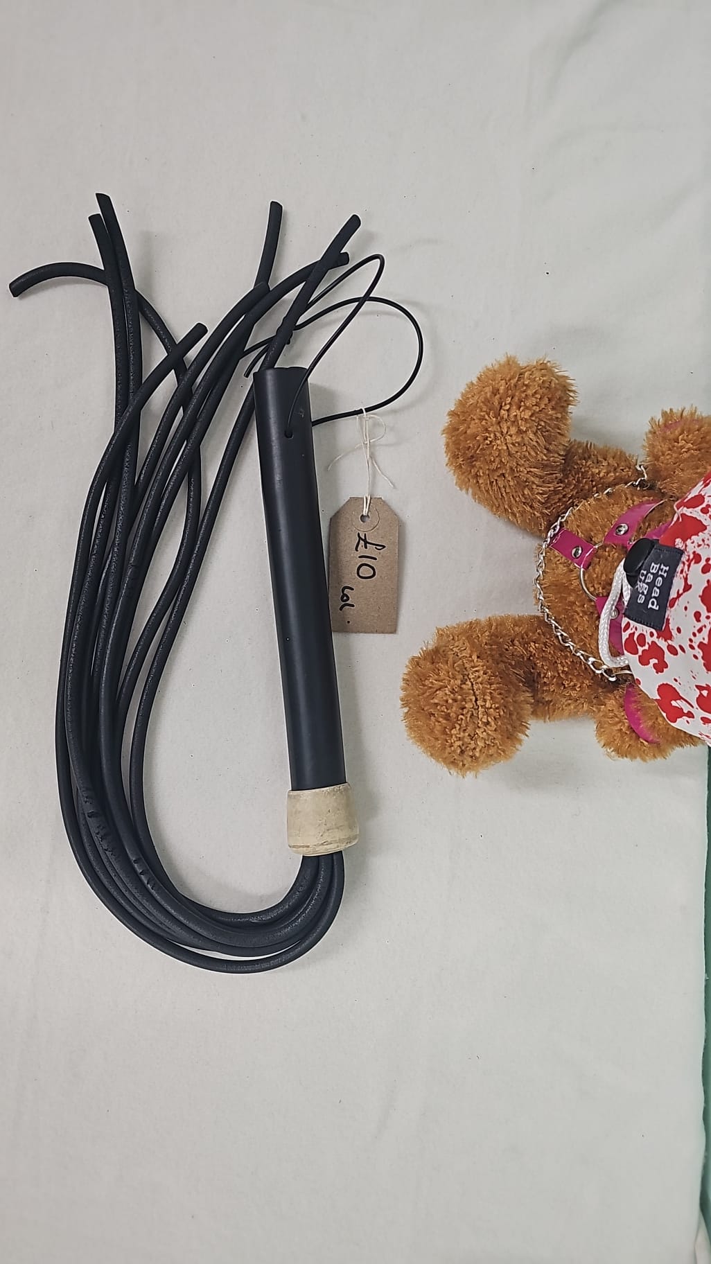 Rubber flogger
