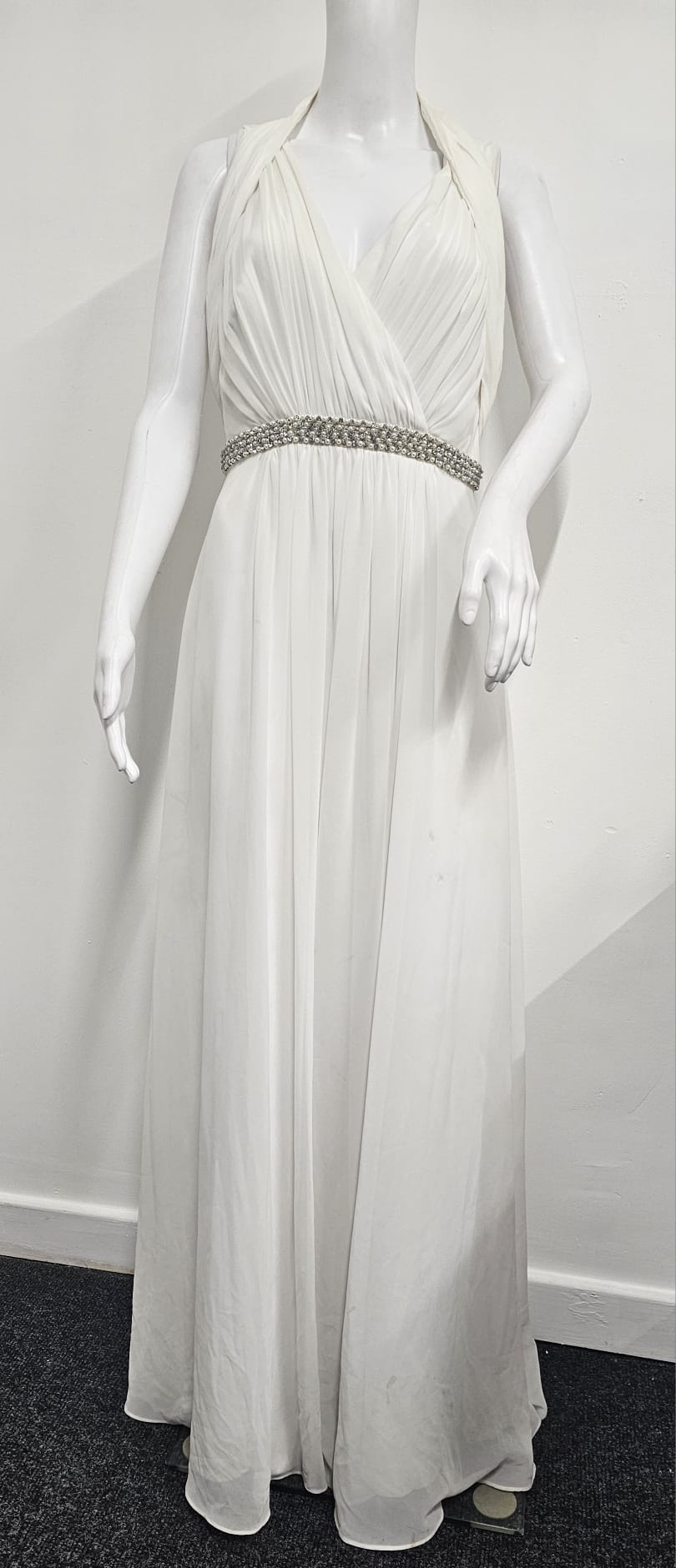 White Wedding Dress Debut